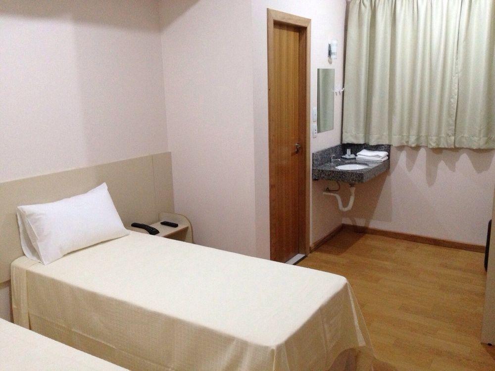 Vespasiano Hotel Telêmaco Borba מראה חיצוני תמונה